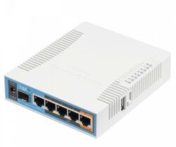 Mikrotik HAP AC office wireless device, RB962UIGS-5HACT2HNT; Dualconcurrent triple chain